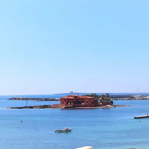 Pensión Toremare, Marzamemi